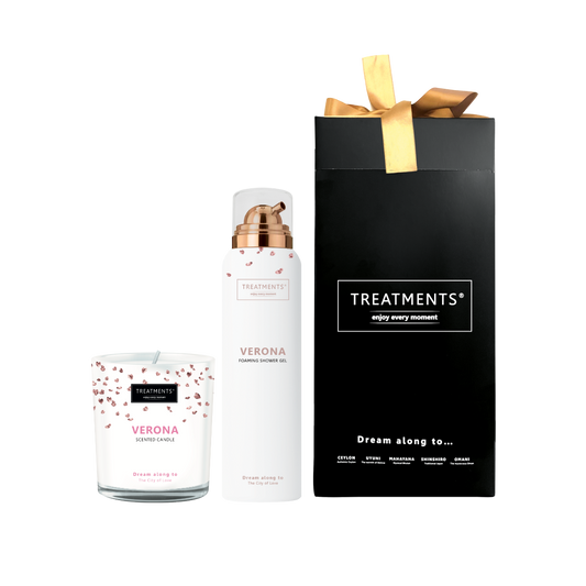Treatments® - Geschenkbox Duschschaum &amp; Kerze - Verona