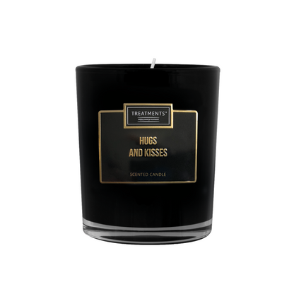Treatments® - Scented Candle - Met Quote - Hugs and Kisses - 380 gram